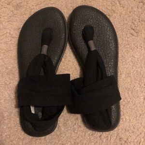 sanuk women’s sandals